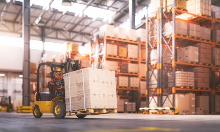 estrategia logística comercio Halloween almacenamiento transporte