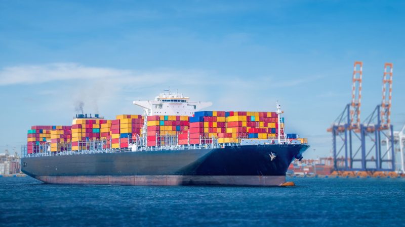 Las rutas comerciales más relevantes para operaciones triangulares en 2025