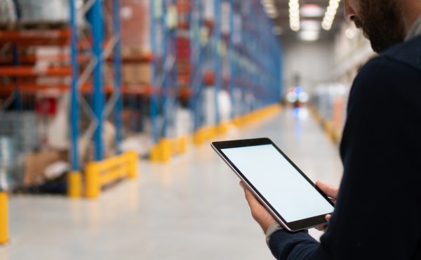 trazabilidad-total-logistica-fabrica-destino-final-blockchain-gps-logisber-neo
